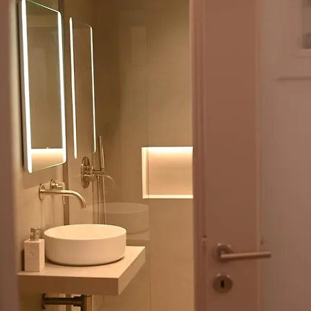 Apartment Brand New 3bedroom Athenian Flat In Koukaki